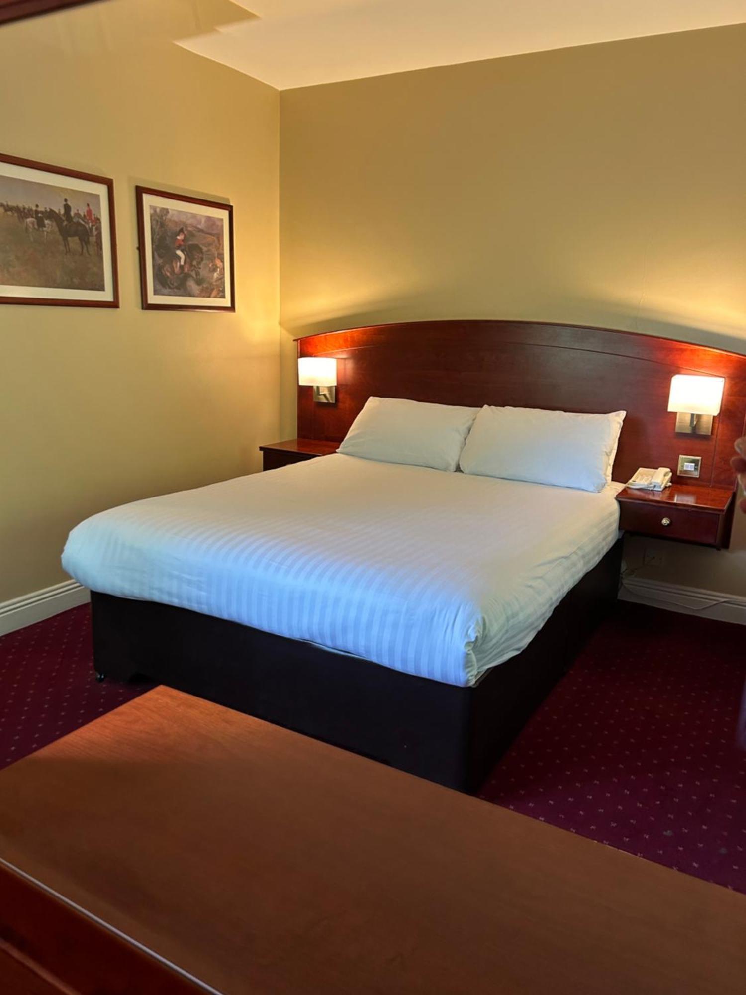 Aherlow House Hotel & Lodges Room photo